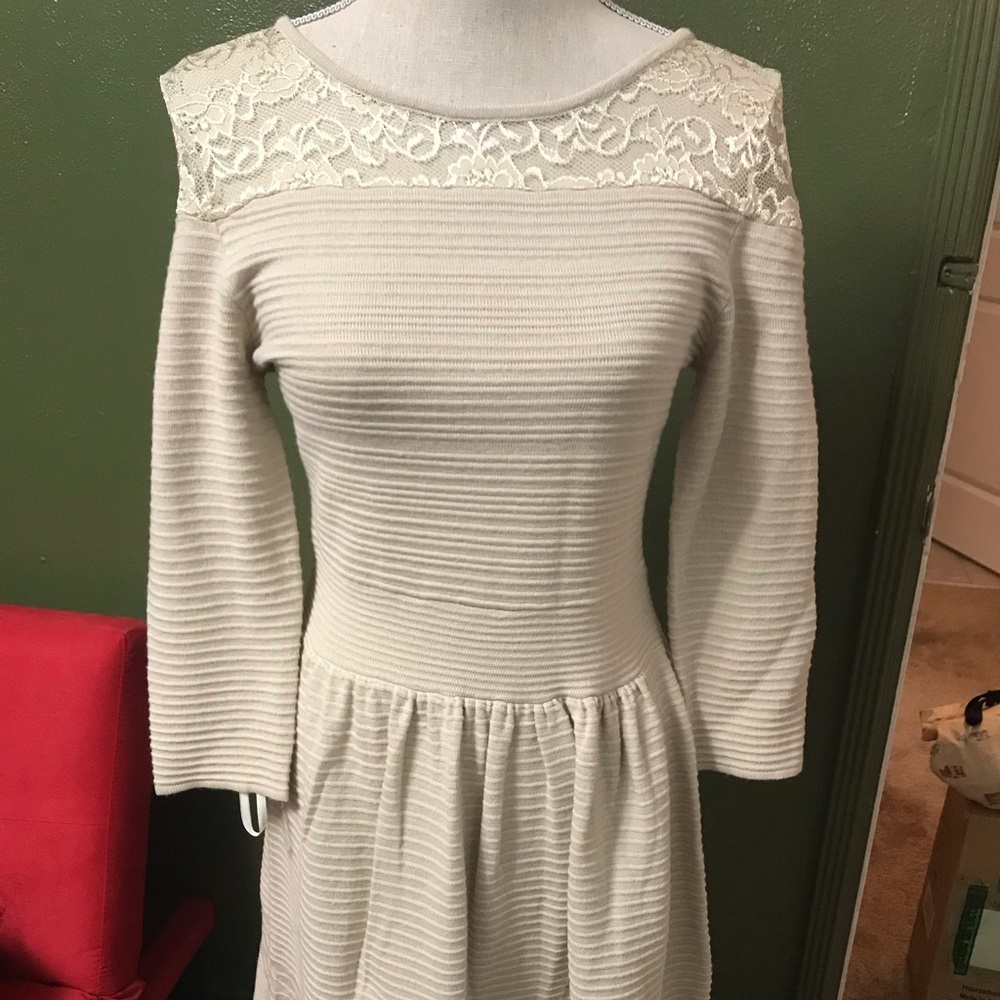 Jessica Simpson dress